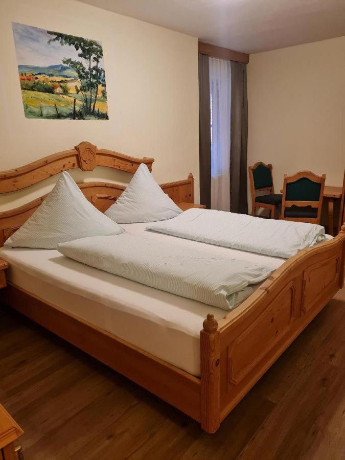 Landhotel Zum Jaegerstoeckl 그라페나우 외부 사진