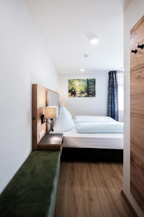 Landhotel Zum Jaegerstoeckl 그라페나우 외부 사진